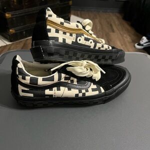 Vans Black and Cream Men's Shoes